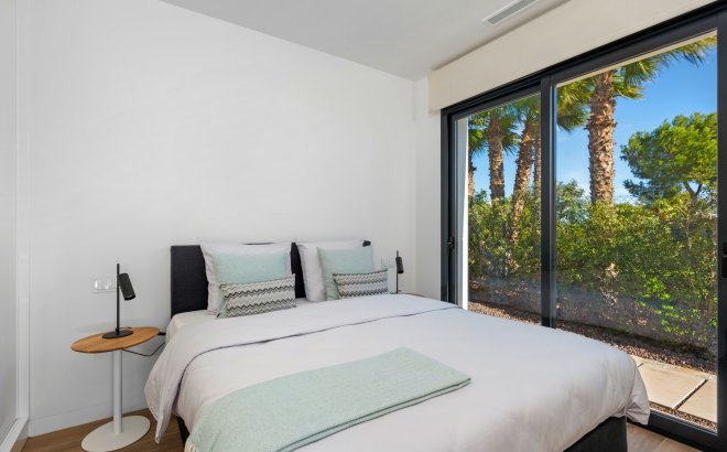 Resale - Villa -
Dehesa de Campoamor - Costa Blanca