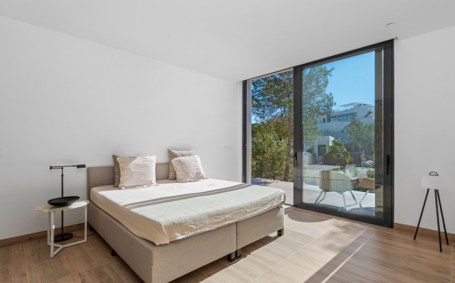 Resale - Villa -
Dehesa de Campoamor - Costa Blanca