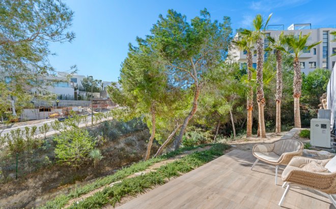 Resale - Villa -
Dehesa de Campoamor - Costa Blanca