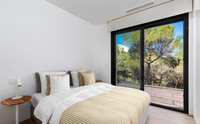 Resale - Villa -
Dehesa de Campoamor - Costa Blanca