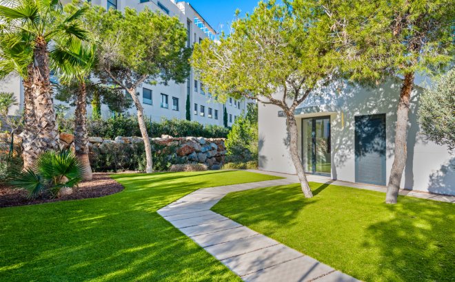 Resale - Villa -
Dehesa de Campoamor - Costa Blanca