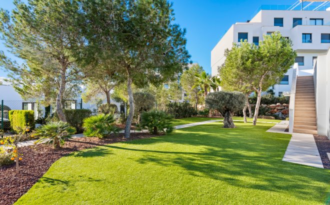 Resale - Villa -
Dehesa de Campoamor - Costa Blanca