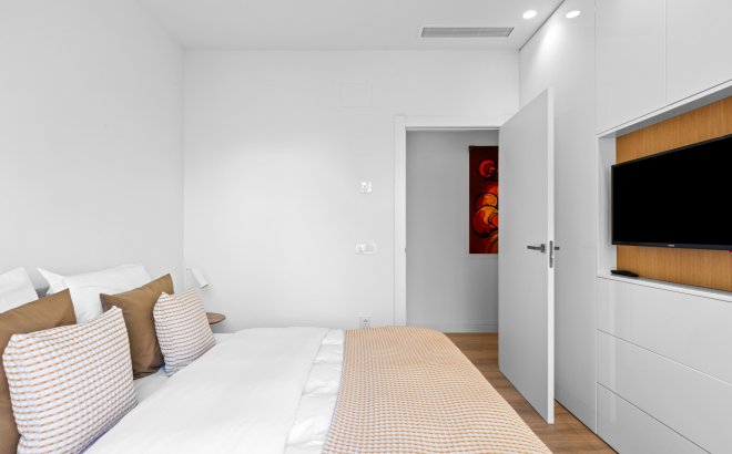 Resale - Villa -
Dehesa de Campoamor - Costa Blanca