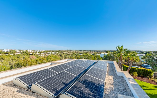 Resale - Villa -
Dehesa de Campoamor - Costa Blanca