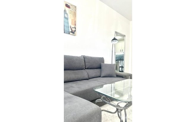 Resale - Apartment -
Orihuela Costa - Playa Flamenca