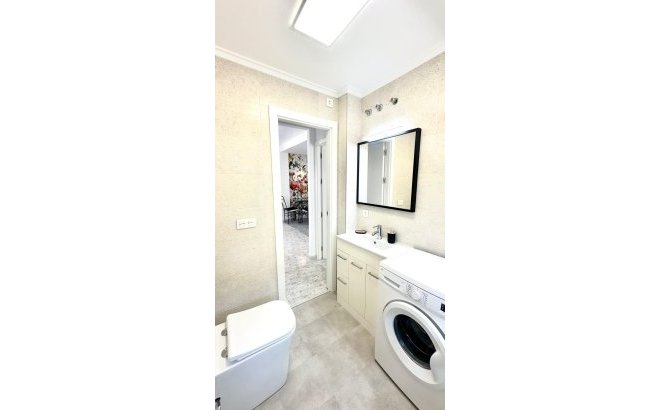 Resale - Apartment -
Orihuela Costa - Playa Flamenca