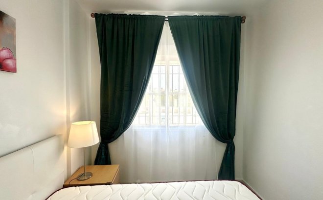 Resale - Apartment -
Orihuela Costa - Playa Flamenca