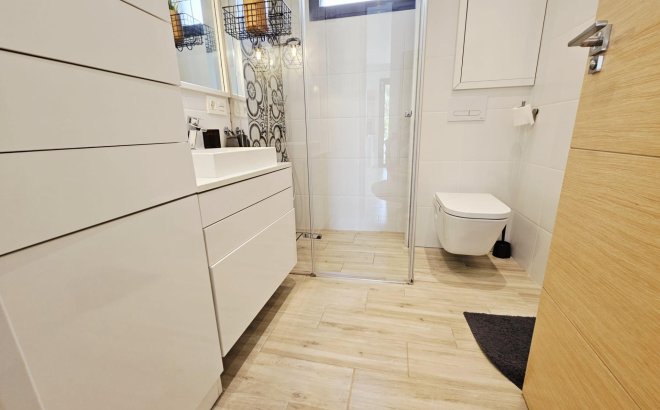 Resale - Villa -
Orihuela Costa - La Regia