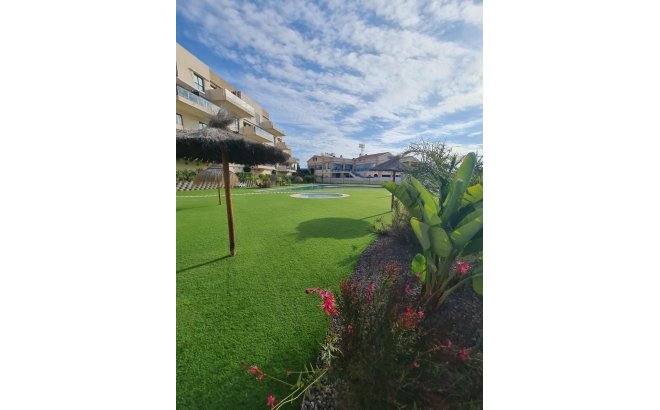 Resale - Villa -
Orihuela Costa - La Regia