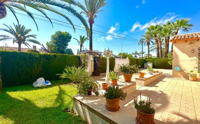 Resale - Villa -
Cabo Roig - Costa Blanca