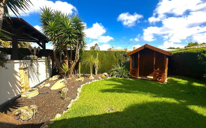 Resale - Villa -
Cabo Roig - Costa Blanca