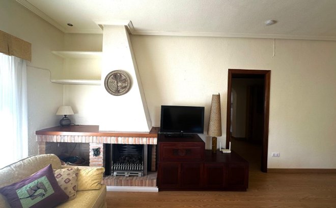 Resale - Villa -
Cabo Roig - Costa Blanca