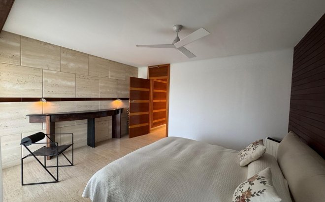 Revente - Villa -
Orihuela Costa - Altos De Campoamor