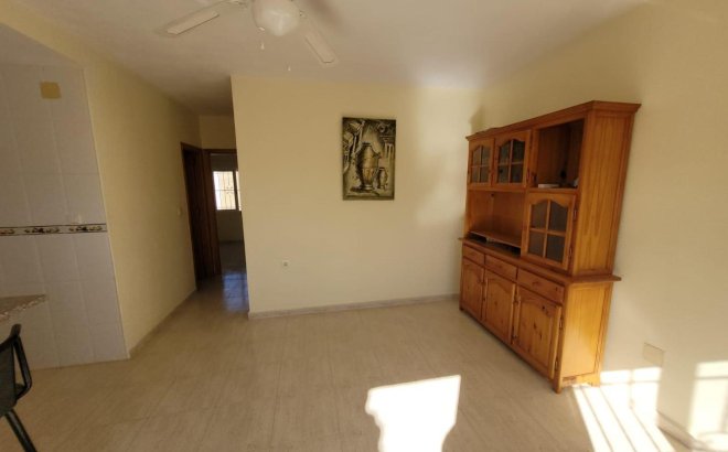 Revente - Bungalow -
San Miguel de Salinas - Inland