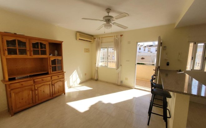 Revente - Bungalow -
San Miguel de Salinas - Inland