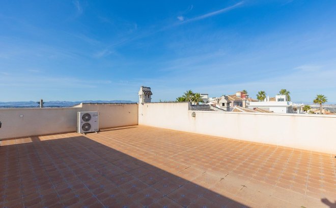 Resale - Villa -
Rojales - Campo De Golf La Marquesa