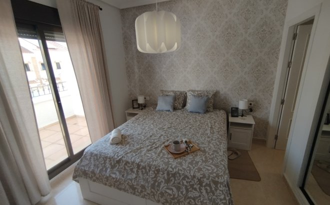 Resale - Town House -
San Miguel de Salinas - Inland