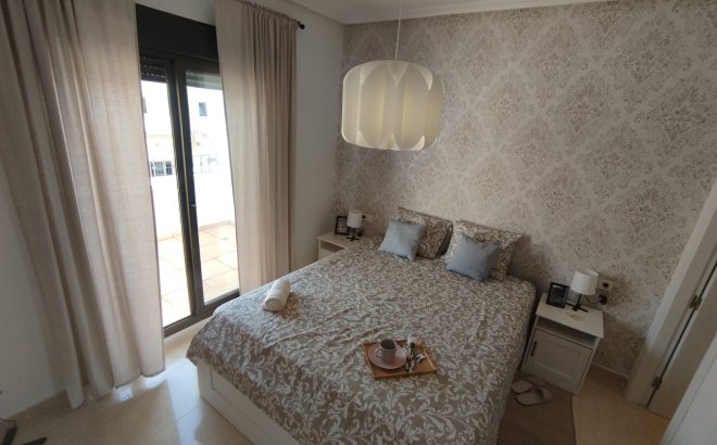 Resale - Town House -
San Miguel de Salinas - Inland