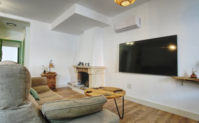 Resale - Semi Detached -
Orihuela Costa - Costa Blanca