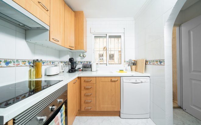 Resale - Town House -
Orihuela Costa - Los Almendros - La Florida