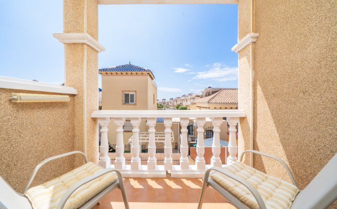 Resale - Town House -
Orihuela Costa - Los Almendros - La Florida