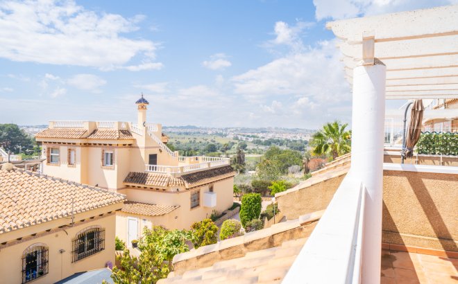 Resale - Town House -
Orihuela Costa - Los Almendros - La Florida