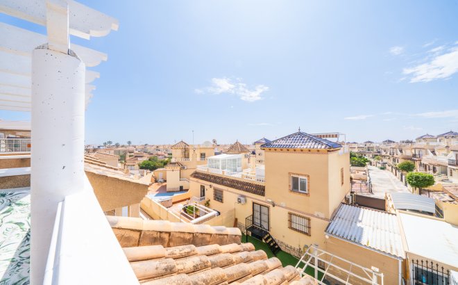 Resale - Town House -
Orihuela Costa - Los Almendros - La Florida