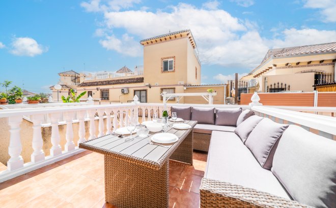 Resale - Town House -
Orihuela Costa - Los Almendros - La Florida