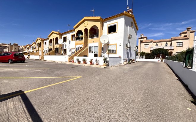 Resale - Apartment -
Playa Flamenca - Costa Blanca