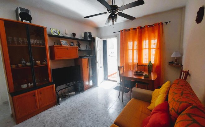 Resale - Bungalow -
Orihuela Costa - Costa Blanca