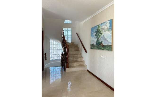 Resale - Villa -
Ciudad Quesada