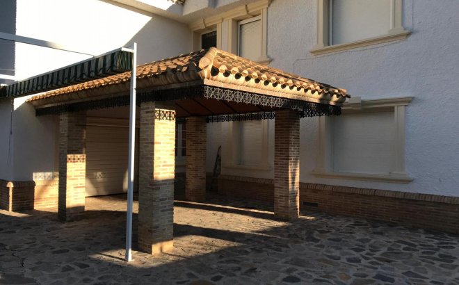 Resale - Villa -
Orihuela Costa - Costa Blanca