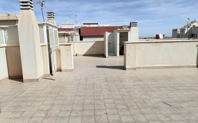 Resale - Apartment -
Orihuela Costa - Lomas de Cabo Roig