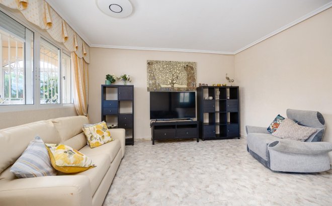 Resale - Villa -
Orihuela Costa - Villamartín-las Filipinas