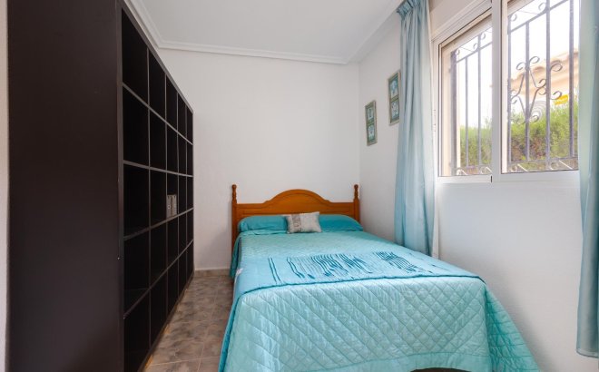 Resale - Villa -
Orihuela Costa - Villamartín-las Filipinas