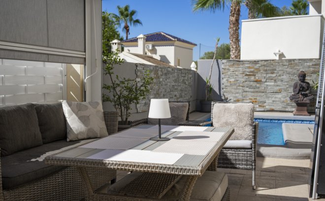 Herverkoop - Villa -
Las Ramblas Golf - Calle Mayor