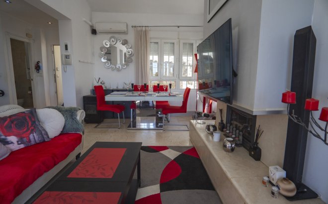 Herverkoop - Villa -
Las Ramblas Golf - Calle Mayor