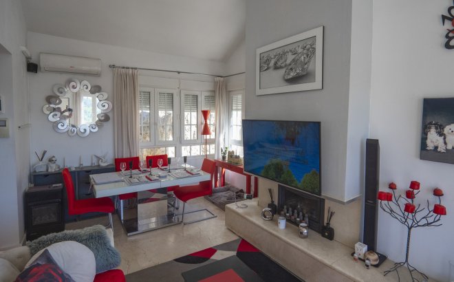 Herverkoop - Villa -
Las Ramblas Golf - Calle Mayor