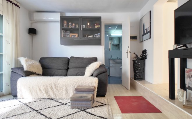 Herverkoop - Villa -
Las Ramblas Golf - Calle Mayor