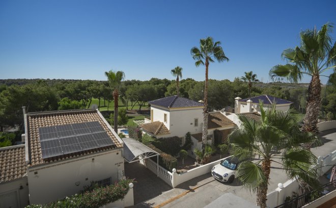 Herverkoop - Villa -
Las Ramblas Golf - Calle Mayor