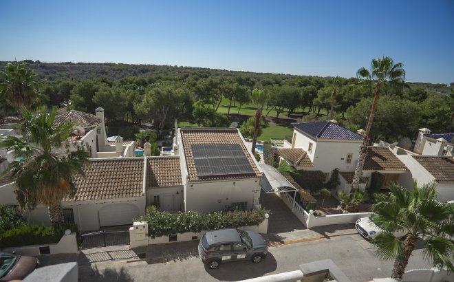 Herverkoop - Villa -
Las Ramblas Golf - Calle Mayor