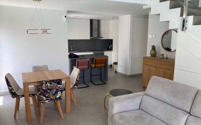 Revente - Semi Detached -
Pilar de la Horadada - Costa Blanca