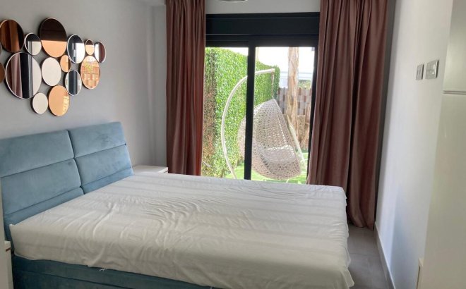 Revente - Semi Detached -
Pilar de la Horadada - Costa Blanca