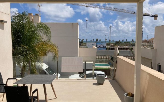 Revente - Semi Detached -
Pilar de la Horadada - Costa Blanca