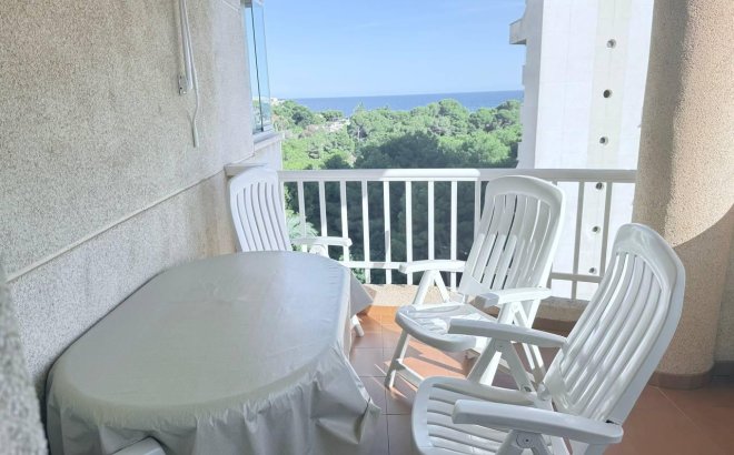 Resale - Apartment -
Orihuela Costa - Campoamor