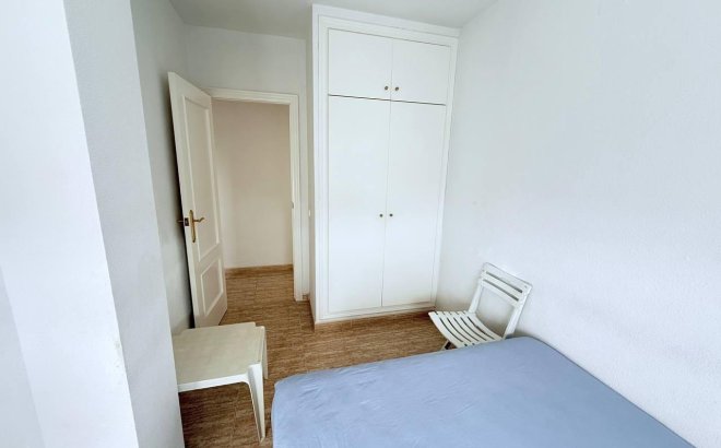 Resale - Apartment -
Orihuela Costa - Campoamor