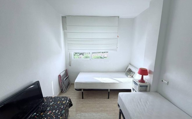 Resale - Apartment -
Orihuela Costa - Campoamor