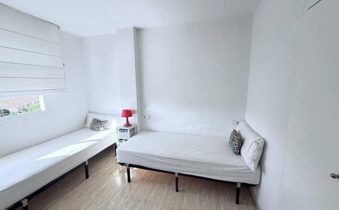 Resale - Apartment -
Orihuela Costa - Campoamor