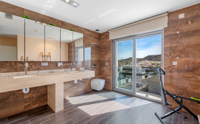 Resale - Villa -
Benijofar - Costa Blanca