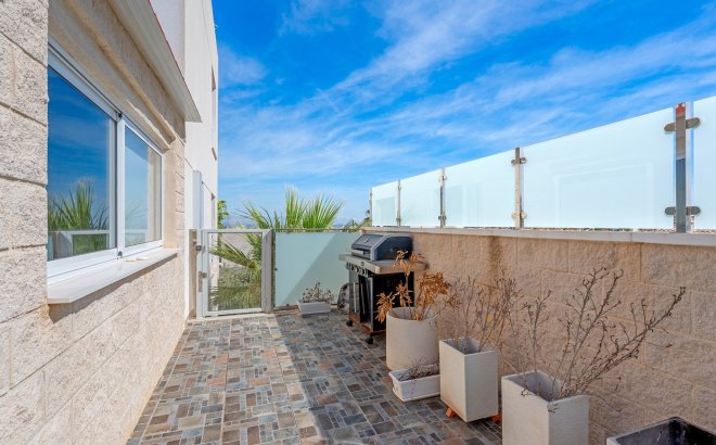 Resale - Villa -
Benijofar - Costa Blanca